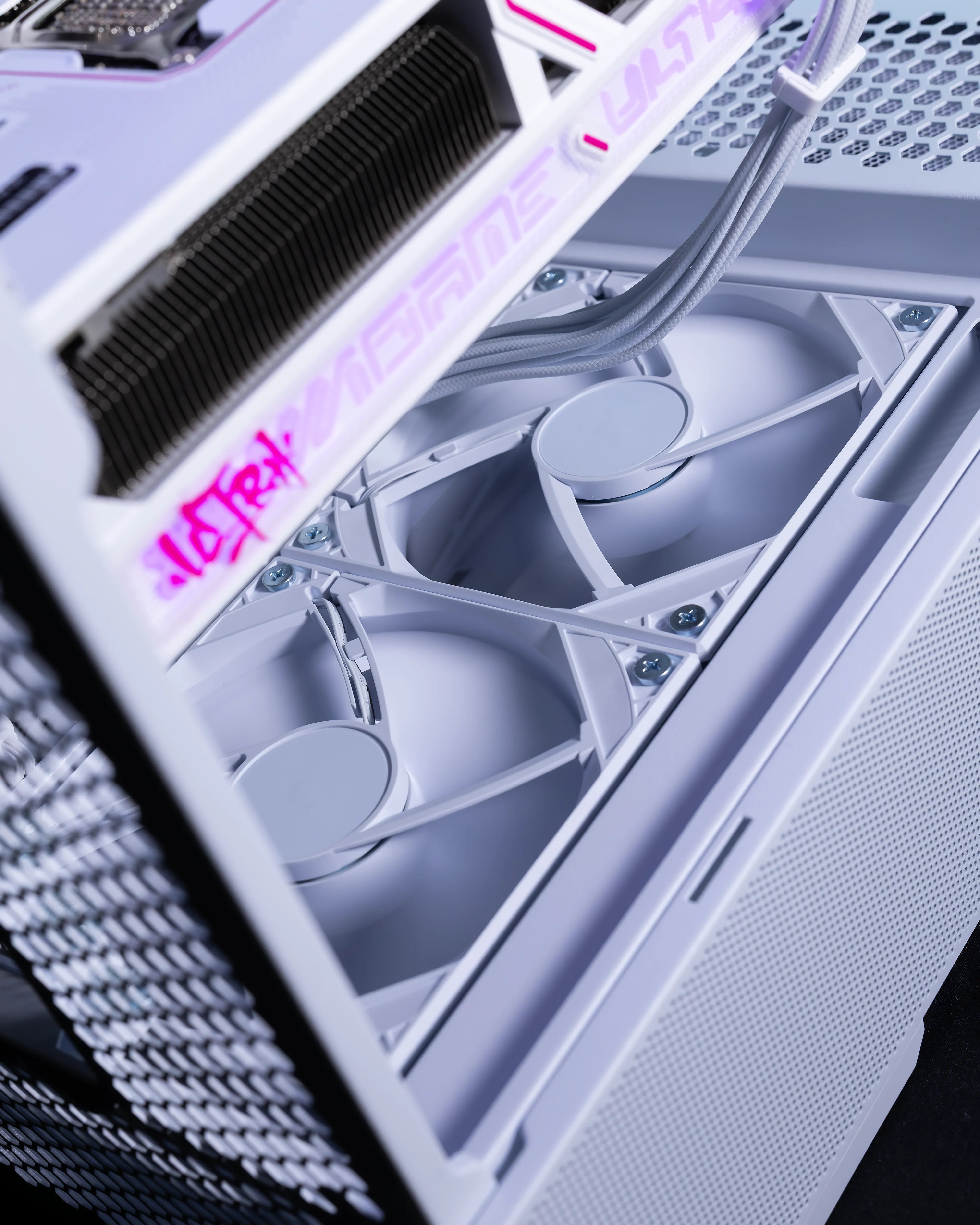 Smake Lancool 207 Snow