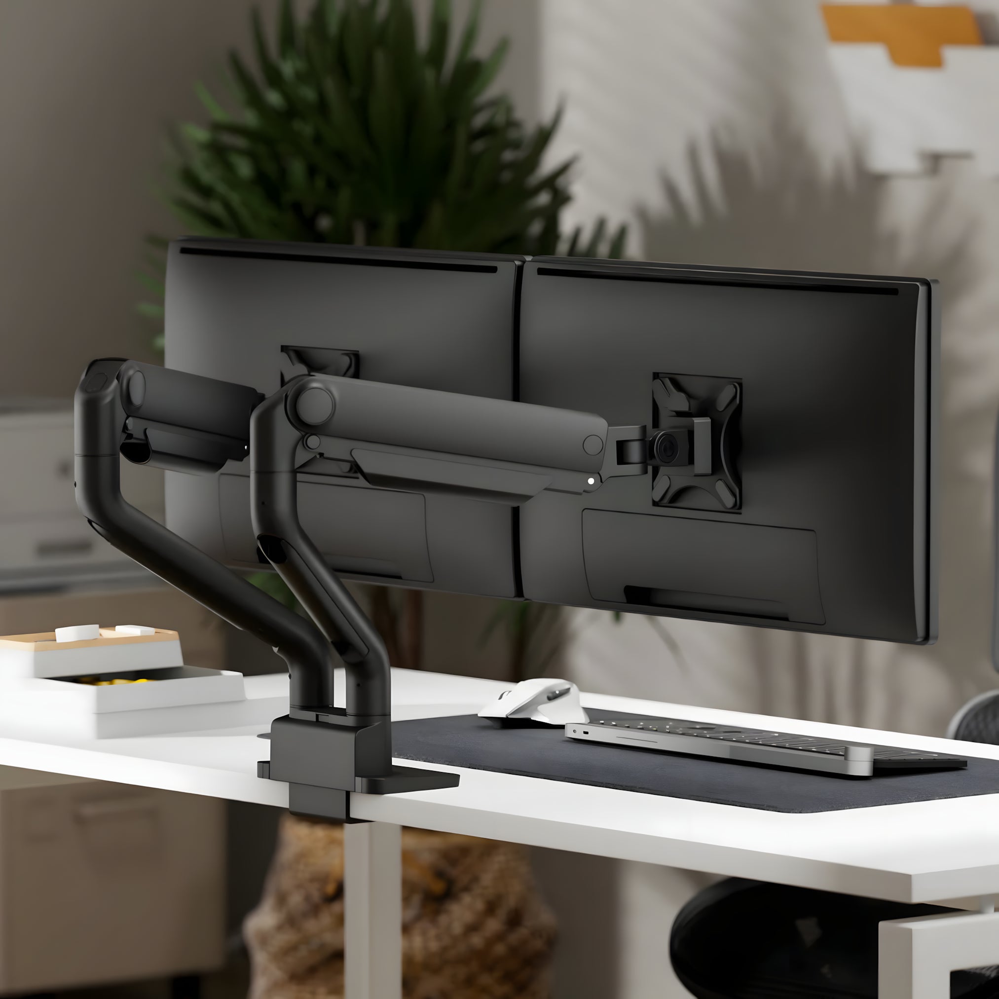 the Aryl™ Prime Monitor Arm